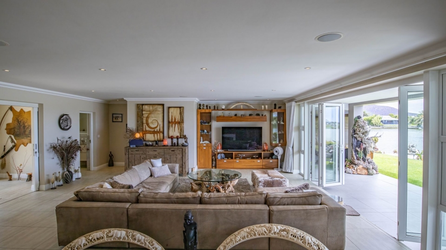 3 Bedroom Property for Sale in Lake Michelle Western Cape